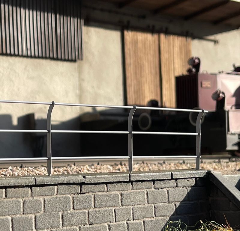 Basic-Line Geländer alt, abgewinkelt - Spur1 - Becker&Sohn Modellbau