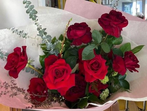 Valentine's Day Premium Red Roses