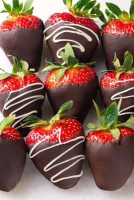 Valentine's Day Strawberries &amp; Cream