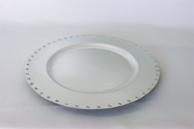 Jay Comp 13" Round Silver Jeweled Rim Poly Charger Plate Jay Comp 13" Round Silver Jeweled Rim Poly Charger Plate
