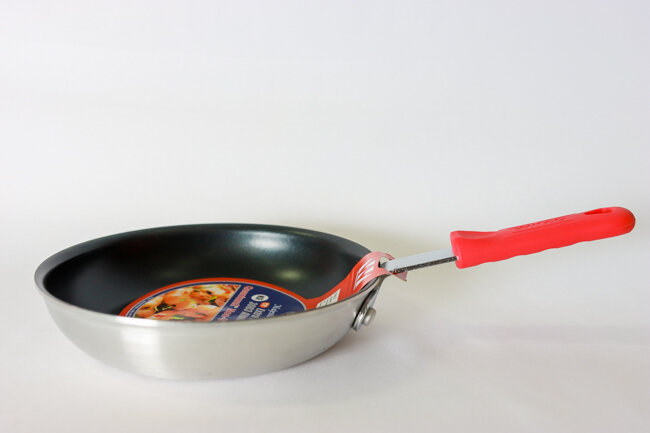 WC 8" Alum Fry Pan Quantum W/Sleeve