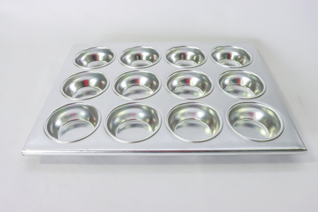 TG 12 Cup Muffin Pan 3.5 oz TG 12 Cup Muffin Pan 3.5 oz