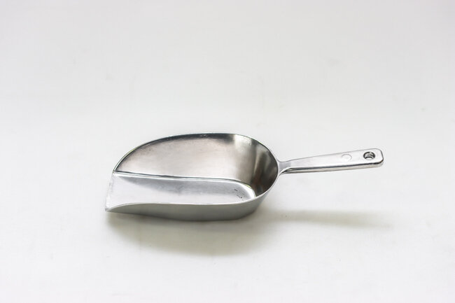 TG 7 oz Flat Bottom Scoop