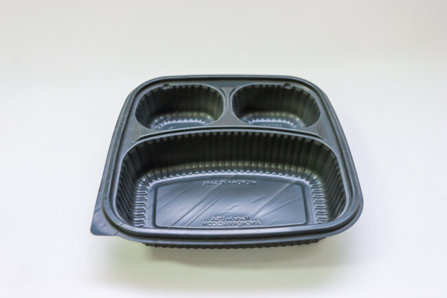 Anchor Culinary Squares 8.5" Black Container 3 Comp 50/Bags CS8523