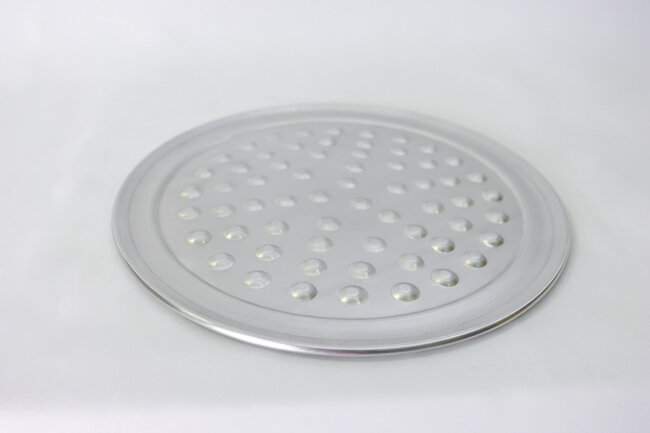 WC 12" Wide Rim Pizza Tray