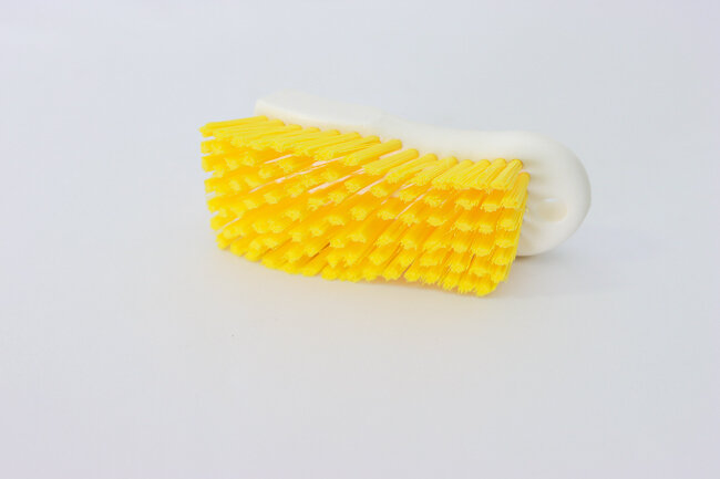 BWK 6" Scrub Brush Yellow Bristle