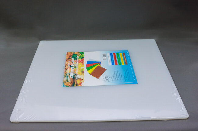 WC 18''x24''x1/2'' Cutting  Board White