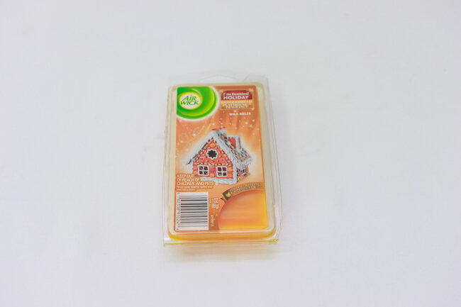 AIRWICK WAX MELTS GINGERBREAD PLAYHOUSE 3.1OZ.. AIRWICK WAX MELTS GINGERBREAD PLAYHOUSE 3.1OZ..