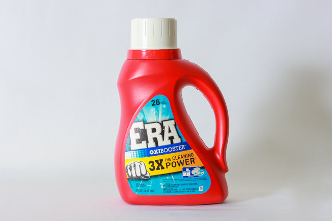 ERA LIQUID OXIBOOSTER 3X THE CLEANING POWER 50OZ.. ERA LIQUID OXIBOOSTER 3X THE CLEANING POWER 50OZ..