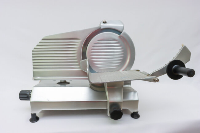 HDS Food Slicer Manual 9" Dia. Knife HDS Food Slicer Manual 9" Dia. Knife