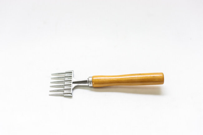 TG 7 3/4" Ice Chipper W/Wooden Handle