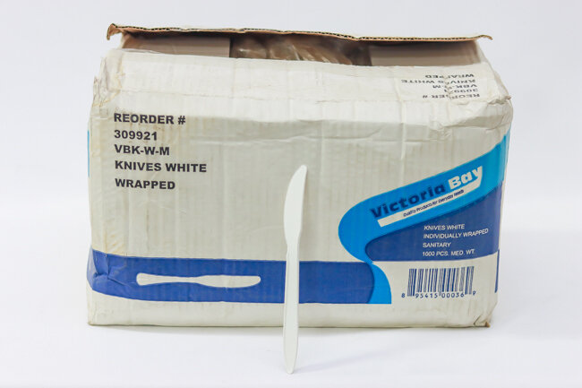 VicBay 1000 Ct Wrapped White Knifes # 309921 VicBay 1000 Ct Wrapped White Knifes # 309921