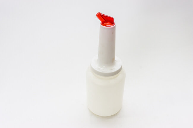 TG 2 qt Storer & Pour Red TG 2 qt Storer & Pour Red
