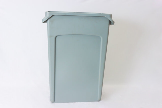Rubbermaid Vented Slim Jim Gray 23gal Rubbermaid Vented Slim Jim Gray 23gal