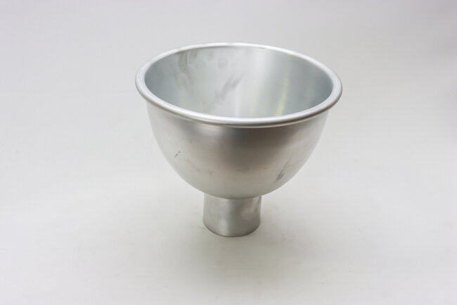 WC 4 qt Spun Alum Funnel 8 3/4" Diam