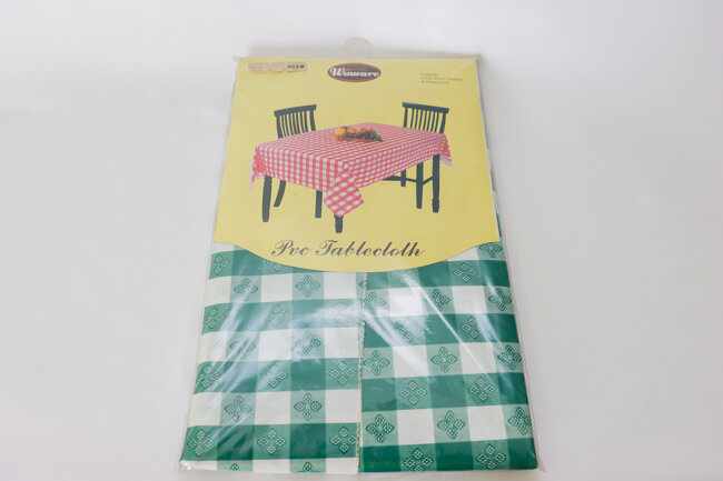 WC 52"x70" Table Cloth Oblong Green