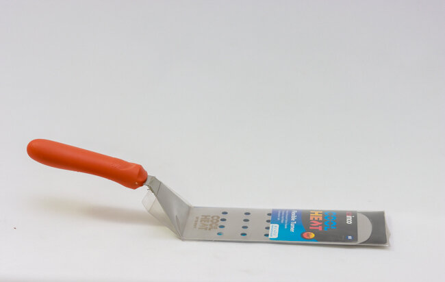 WC High Heat Perforated Flexible Turner WC High Heat Perforated Flexible Turner
