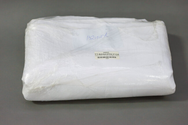 Table Cloth 132" Round Basic Poly White