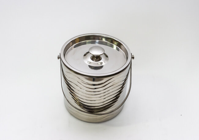 Tablecraft 7.25"x7.25" Wave Ice Bucket