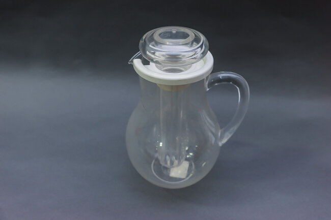 WC 1.9L/64oz Ice Tube Pitcher