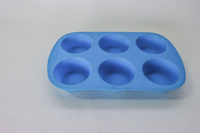 Wilton Esy-Flex 6 Cup Silicon  Muffin Mold