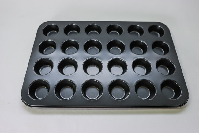 TG 24 Small Cup Muffin Pan Non-Stick