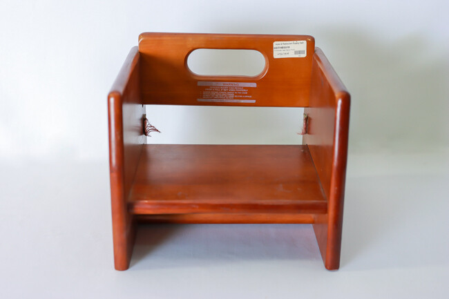 TG Booster Seat Walnut Finish TG Booster Seat Walnut Finish