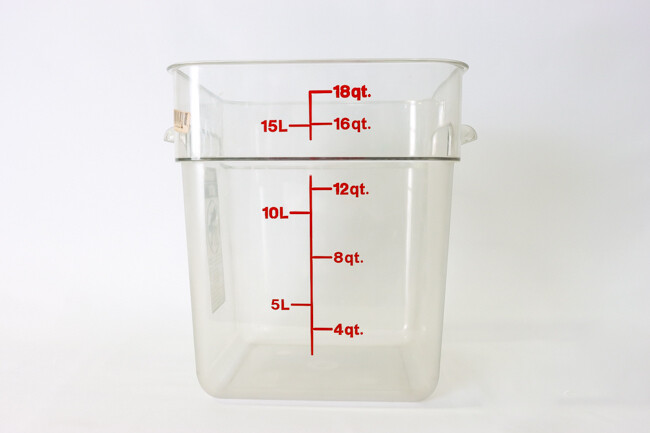 Combro 18 qt Clear 18 CamSquare