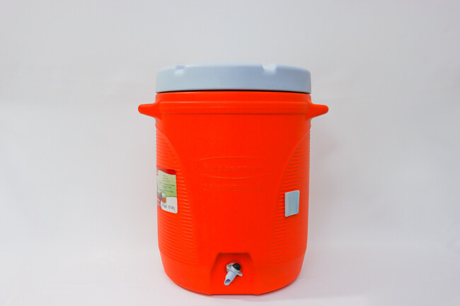 Rubbermaid 10 gal Beverage Container