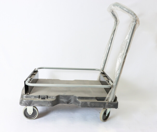 Rubbermaid "Ice Only" Cart Black
