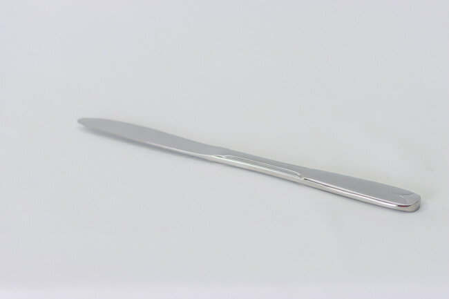 WC Lisa Dinner Knife Heavyweight 1 Doz