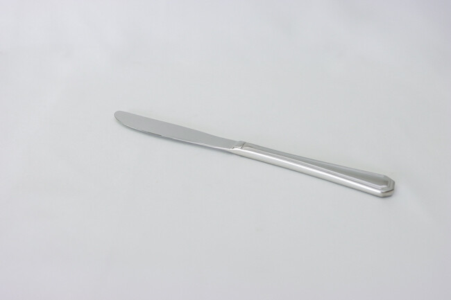 WC Victoria Dinner Knife 1 Doz