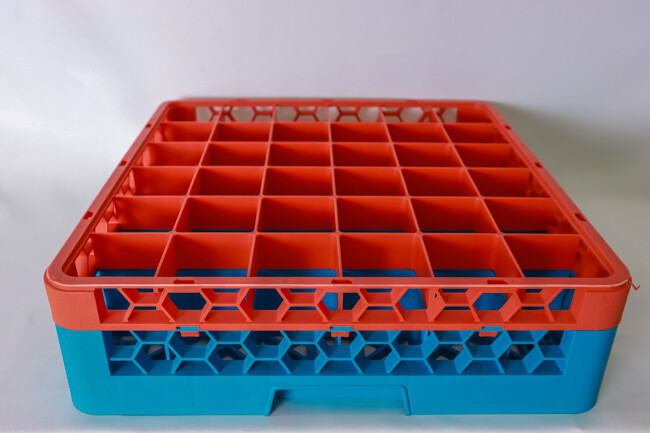 OptiClean Dsihwasher Glass Rack, 36 Compartment 2-15/16"x2-15/16" With 1 Color Coded Extender Orange/Blue NSF