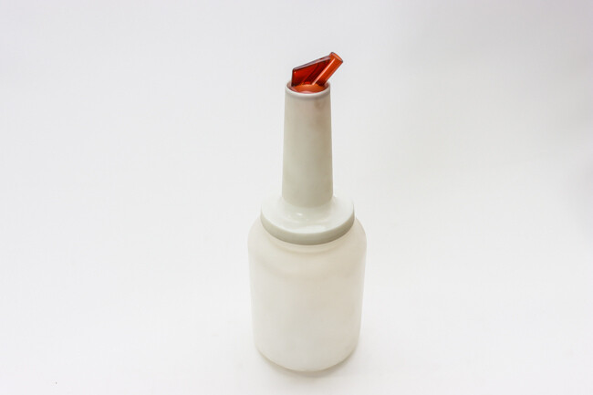TG 2 qt Storer &amp; Pour Brown