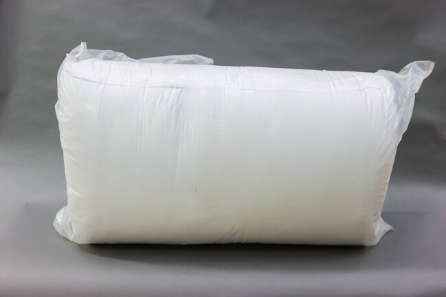 WP 100% Poly Ultra Touch Garnetted Pillow 20x26" Std White 1/Pack