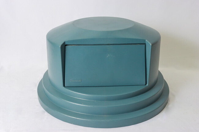 Rubbermaid Dome Top for 55gal Brute Container Gray