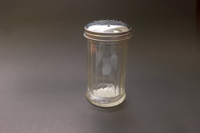 WC 12 oz Sugar Pourer w/Perf Top