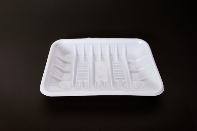 Plastic Food Tray 8x5 1/2" White 100/Pack Plastic Food Tray 8x5 1/2" White 100/Pack