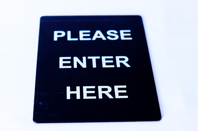 WC Stanchion Sign "Please Enter Here"