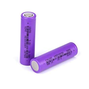 WOOX R18650 is een set van 2 stuks oplaadbare lithium-ion batterijen type 18650 WOOX R18650 is een set van 2 stuks oplaadbare lithium-ion batterijen type 18650