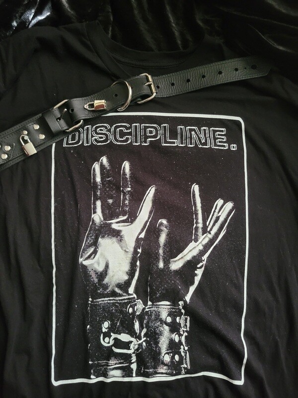 Discipline tee