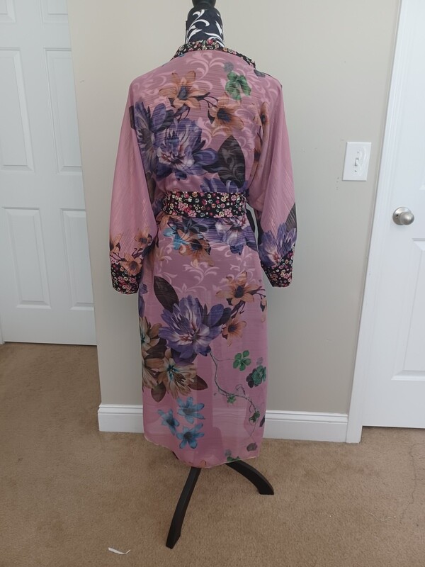 Signature Mixed Fabric Kimono Dress