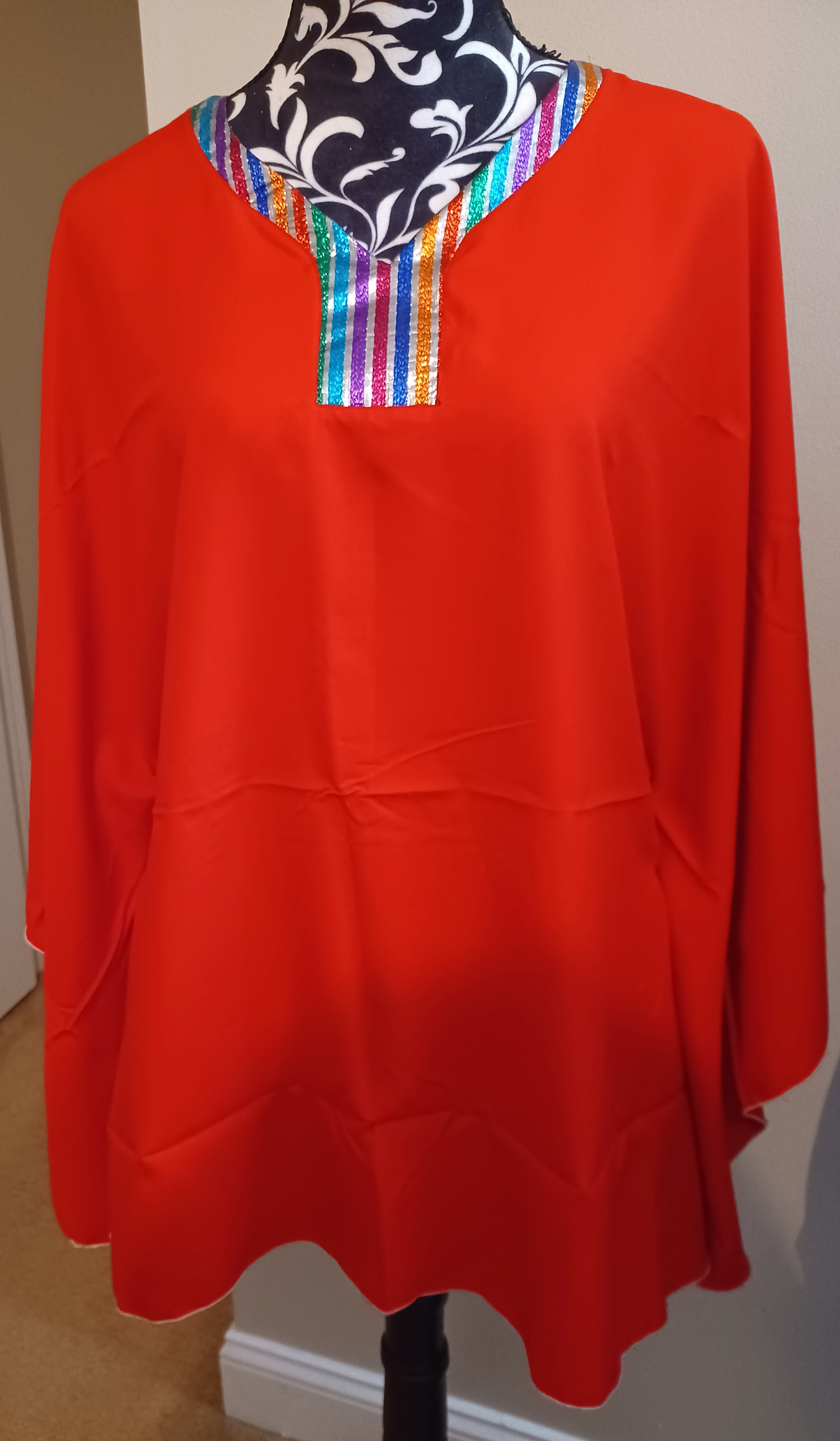 Signature Keyhole  Butterfly Top-Red