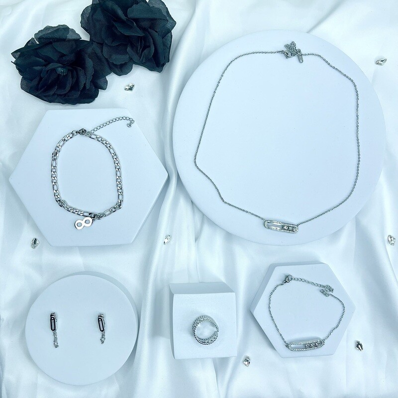 Composition de Bijoux Adrianna - Couleur Argent