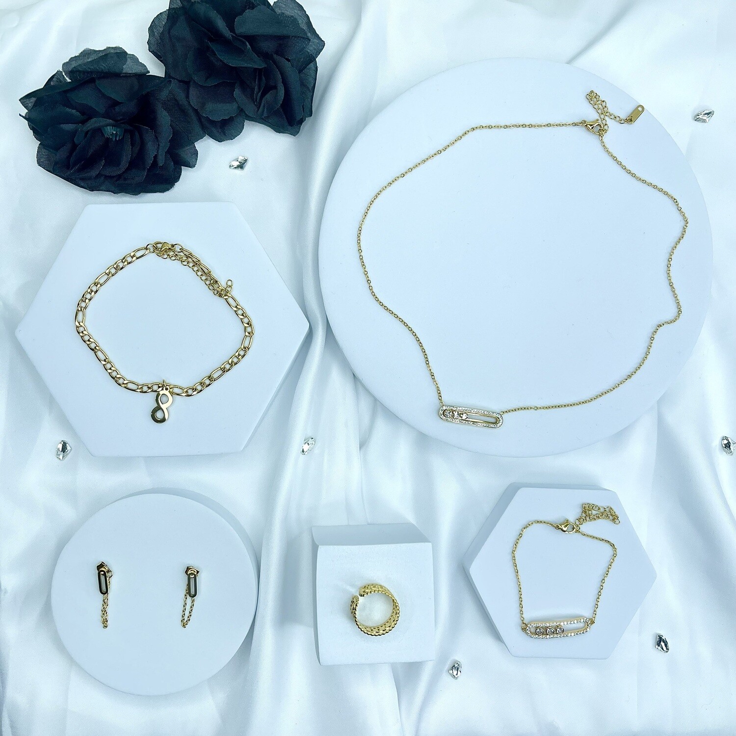 Composition de Bijoux Adrianna - Couleur Or