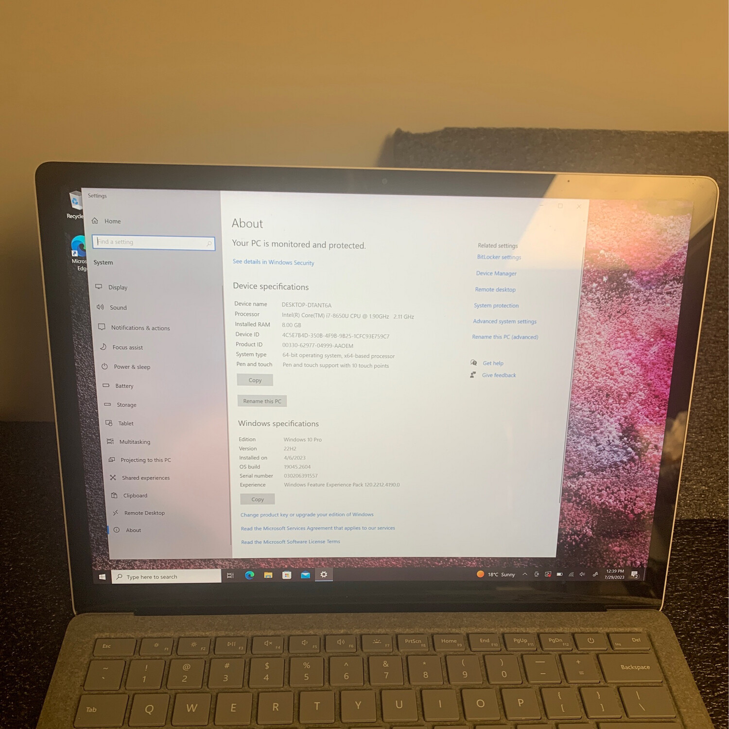 Microsoft Surface2 Laptop W/ 13.5&quot; Touch/ Core i7 8th Gen 256 GB SSD, 8 GB Ram , Good Battery And Charger
