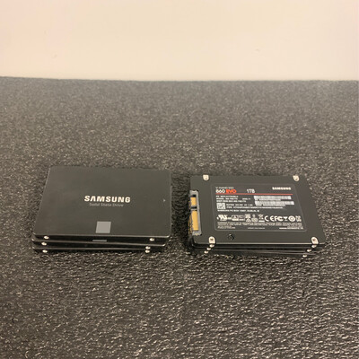 1 TB Samsung 850 EVO SSD Hard Drive