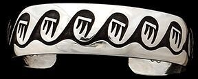 Extra Large Rain and Wave Design Bracelet