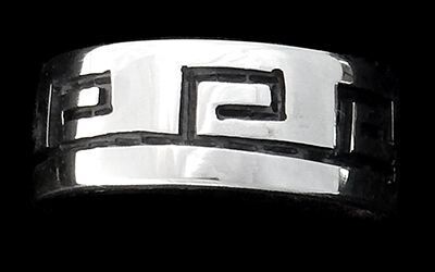 Squared off Wave Pattern Ring Size 9 3/4