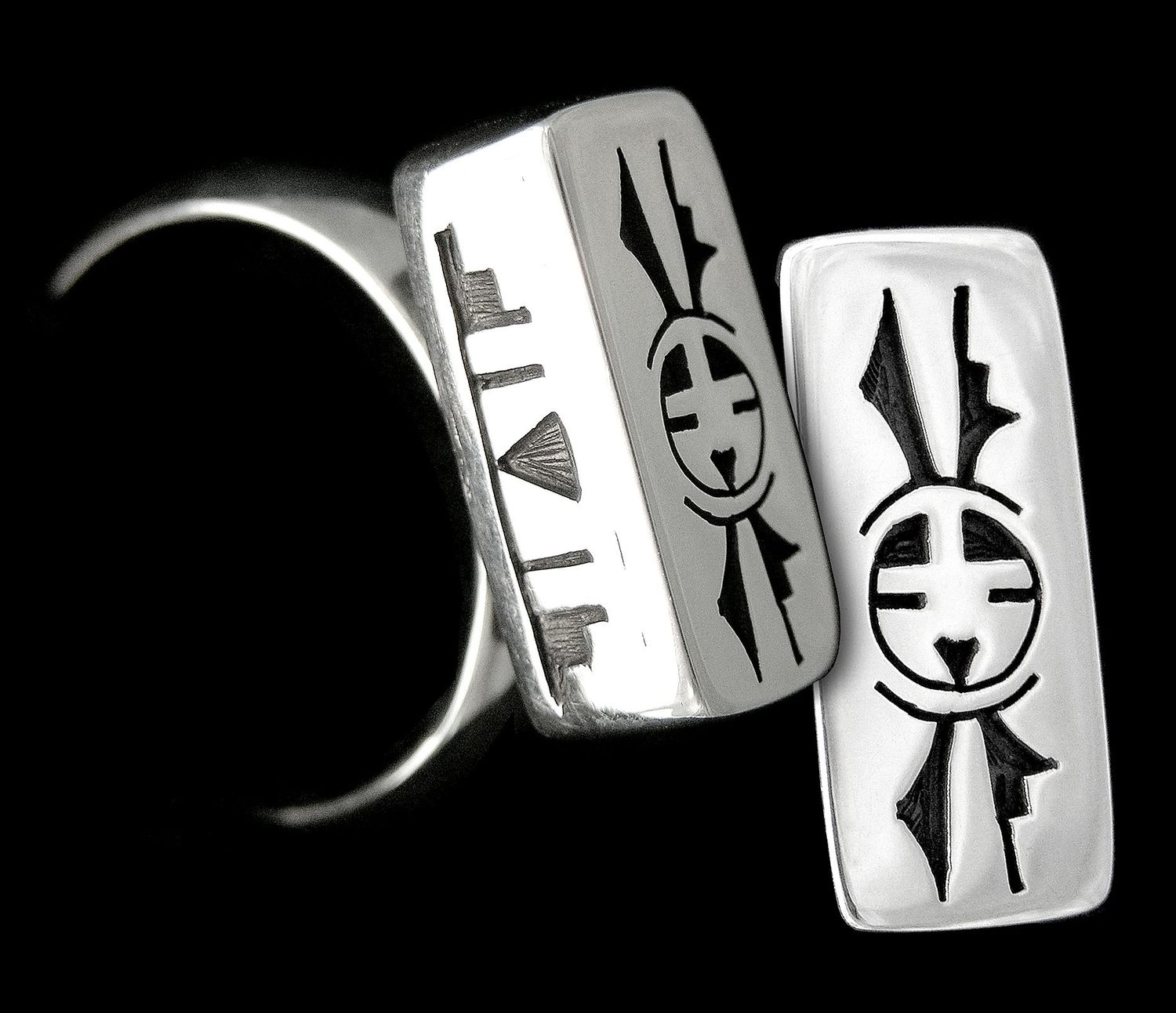Prayers to Tawa Size 8 1/2  on 3-D Box Ring